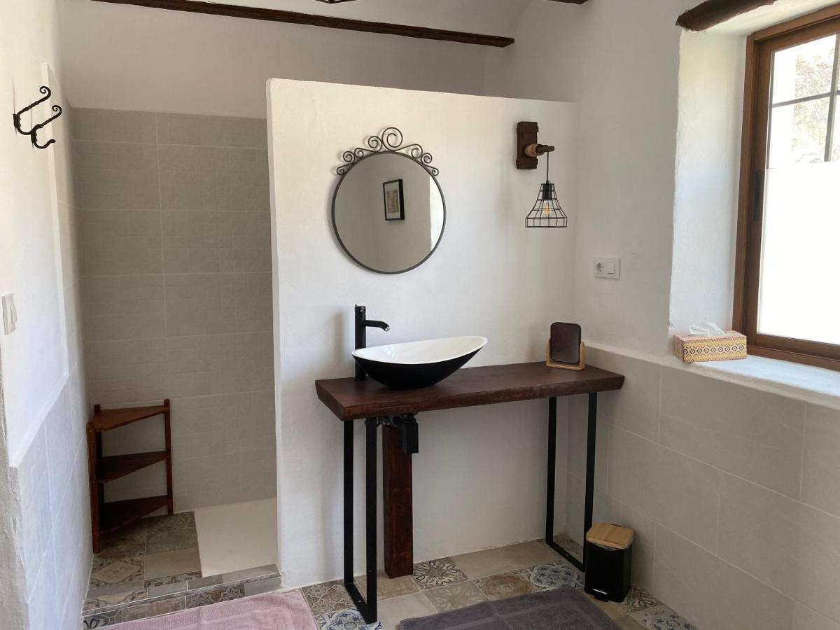 B&B Los Lujos Oria Екстериор снимка