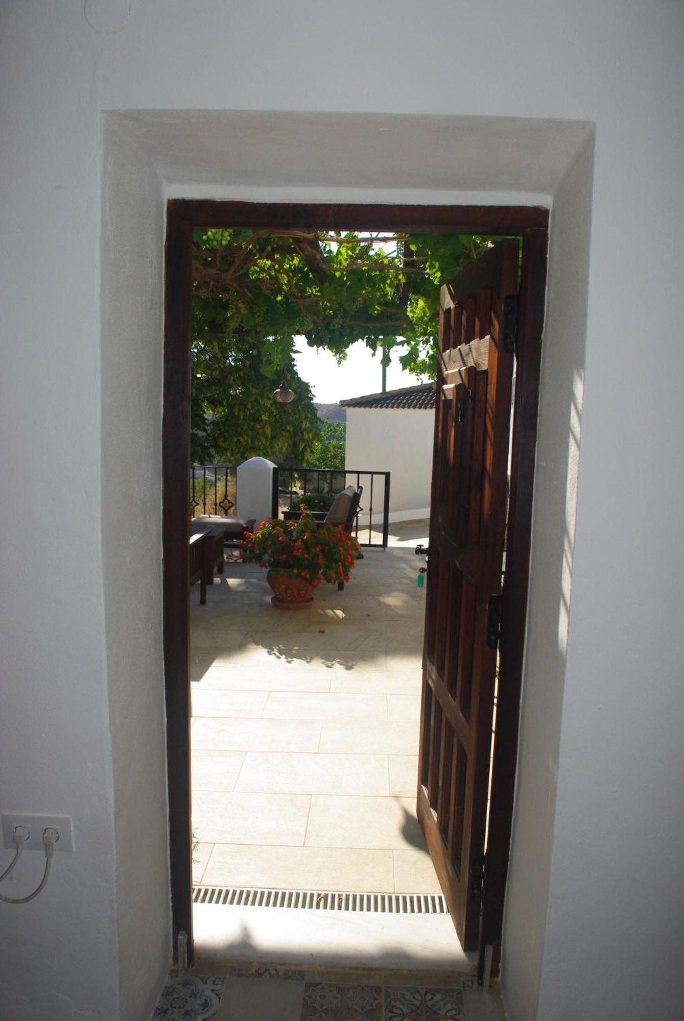 B&B Los Lujos Oria Екстериор снимка