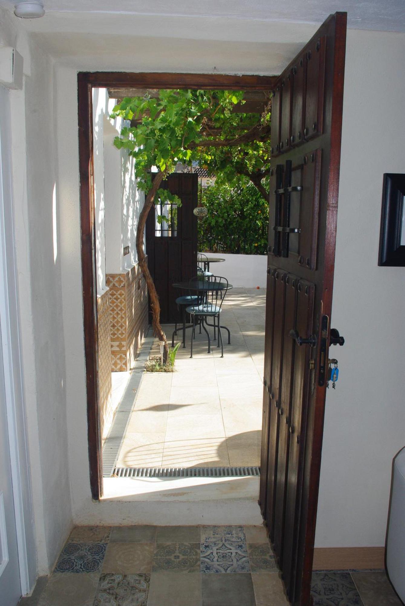 B&B Los Lujos Oria Екстериор снимка