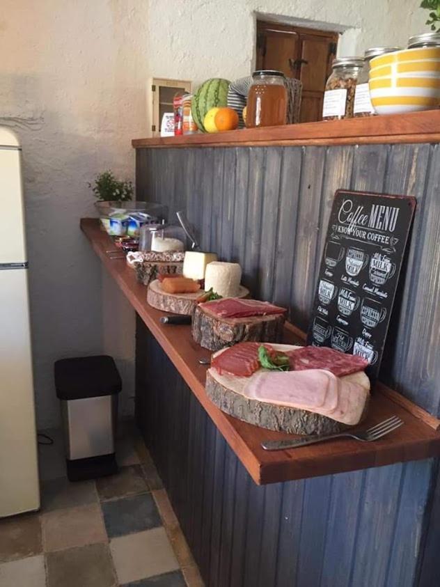 B&B Los Lujos Oria Екстериор снимка